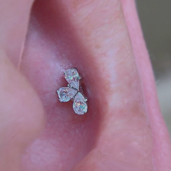 Pear Fan three Gem - 18k Gold - Image 3