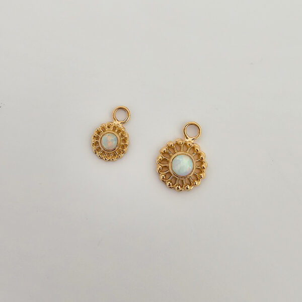 Virtue Charm - 18k Gold